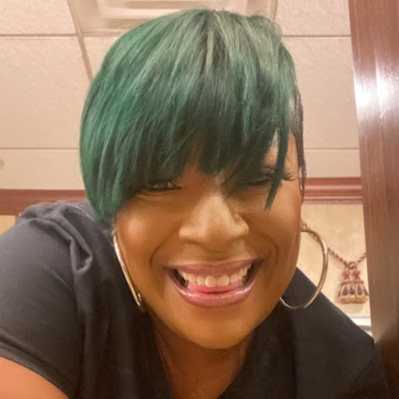 Meet your Posher, Robin - Picture 1 of 1